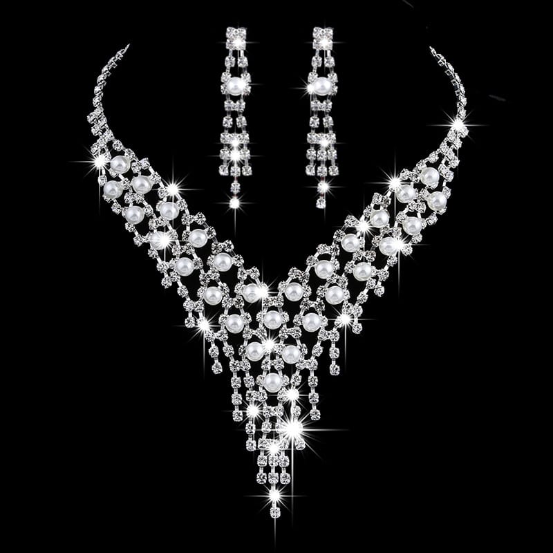 Luxury Bridal Jewelry Set – Necklace & Earrings 💎👑
