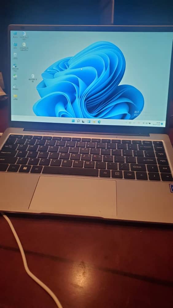 2026 Ultra Slim 14.1" Laptop Intel Core i7-8650U, 32GB RAM, 2TB M.2 SSD, Windows 11 Pro, Full HD 1920×1080